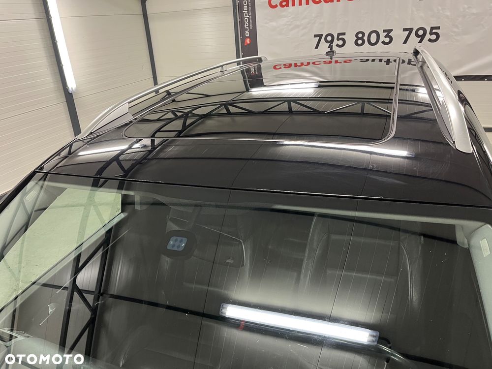 Volkswagen Touran 1.6 TDI DPF Comfortline Perfectline - 39