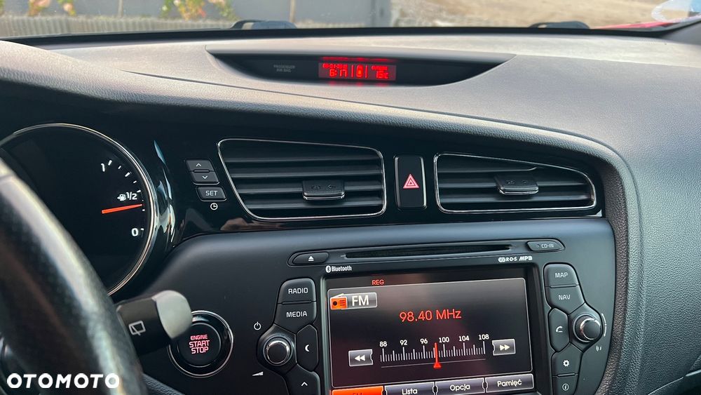 Kia Ceed - 16