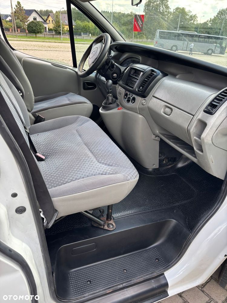 Renault Trafic - 8