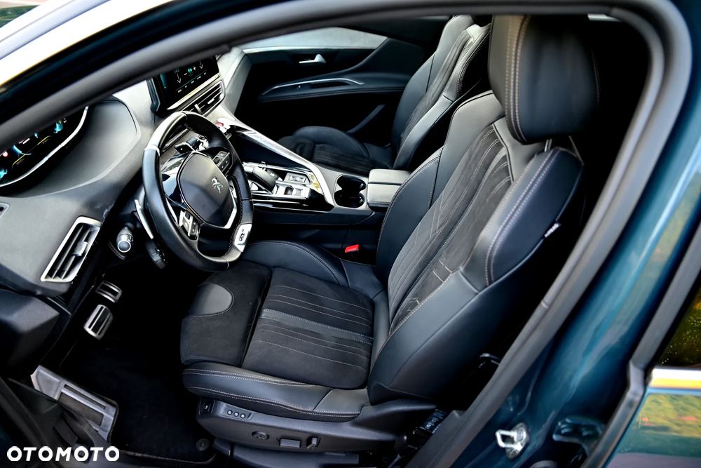 Peugeot 3008 225 e-EAT8 GT Pack - 25