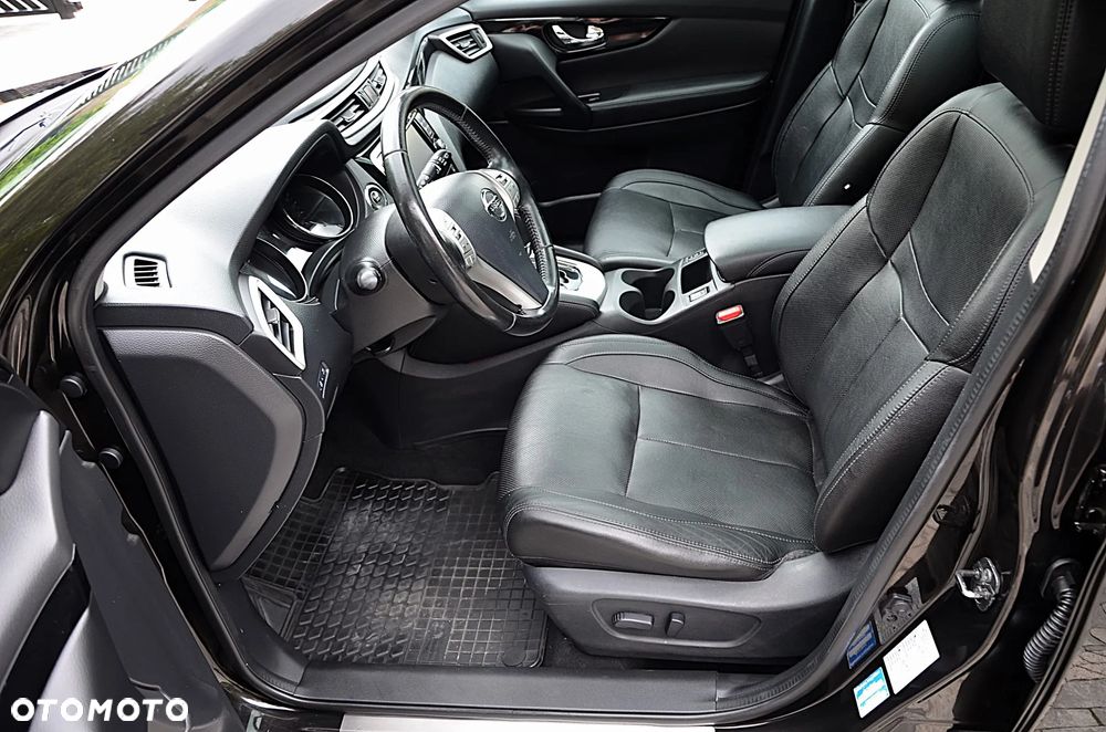 Nissan Qashqai 1.6 DCi Xtronic TEKNA - 16