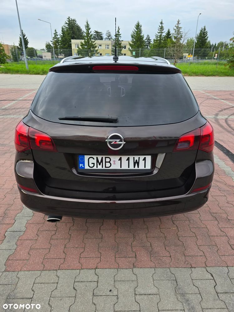 Opel Astra 2.0 CDTI DPF Sports Tourer - 6