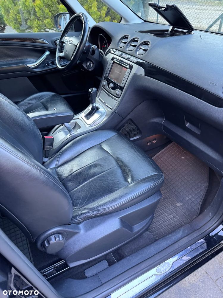 Ford Galaxy 2.3 Ghia - 14