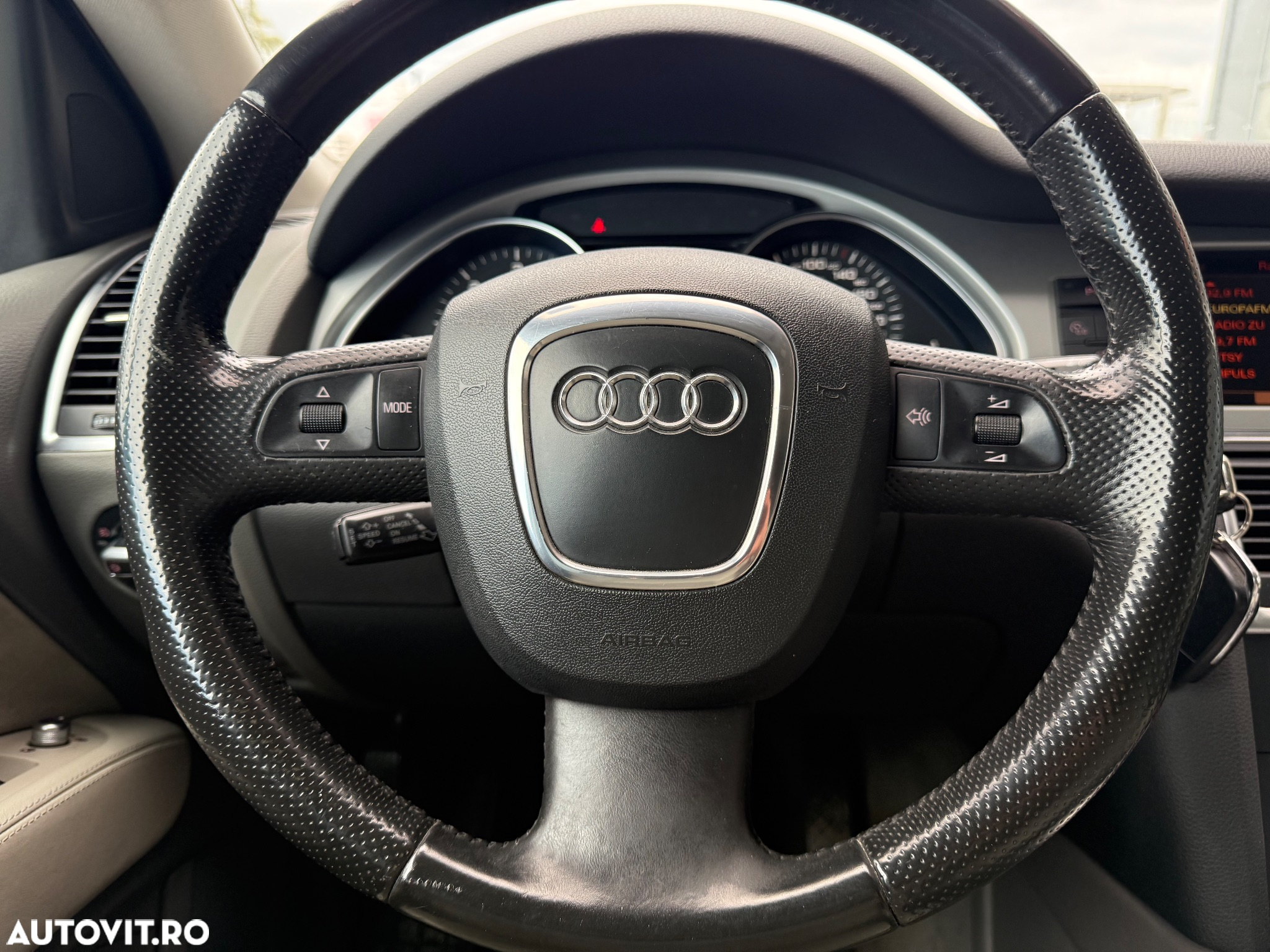 Audi Q7 3.0 TDI DPF clean diesel quattro tiptronic - 13