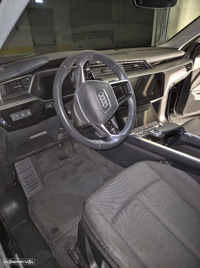 Audi e-tron 55 quattro - 16