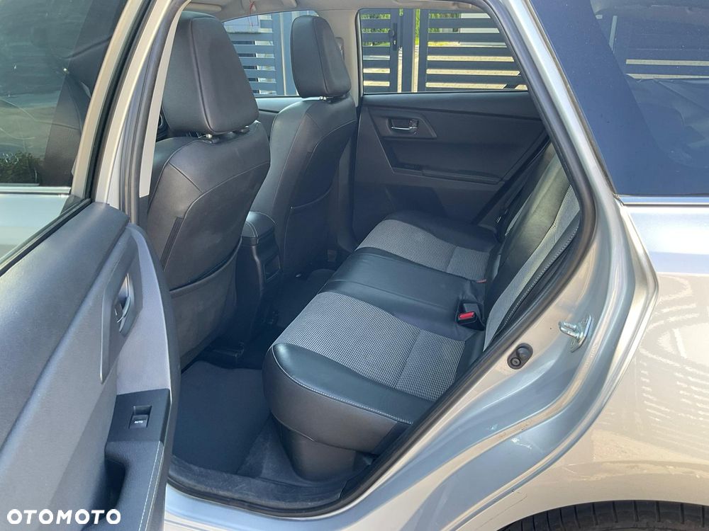 Toyota Auris Hybrid 135 Prestige - 10