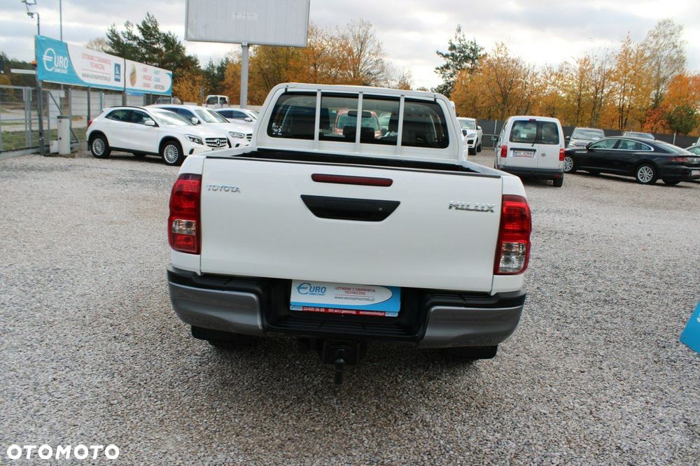 Toyota Hilux - 7