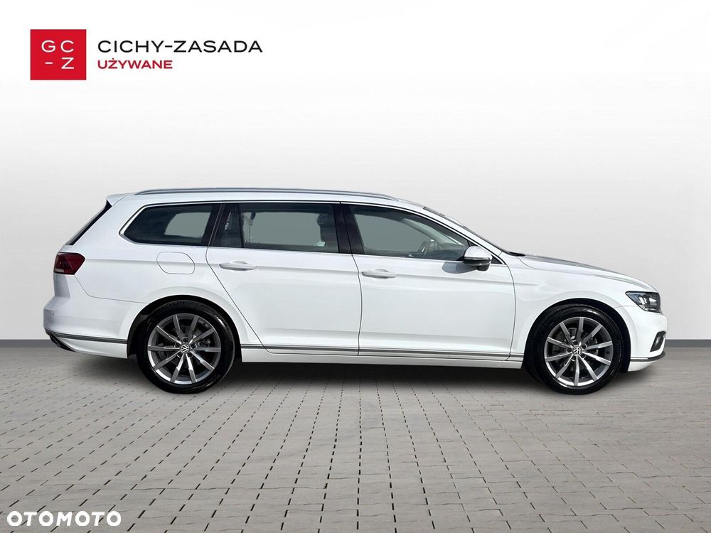 Volkswagen Passat Variant 2.0 TDI SCR Elegance DSG - 6