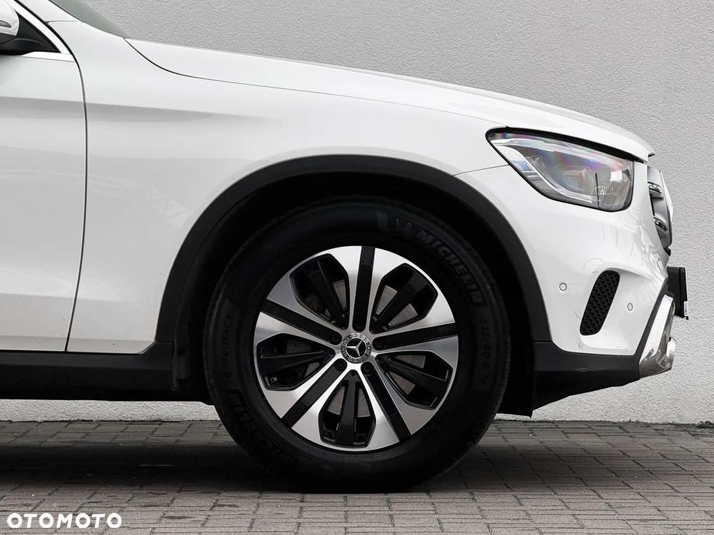 Mercedes-Benz GLC - 39