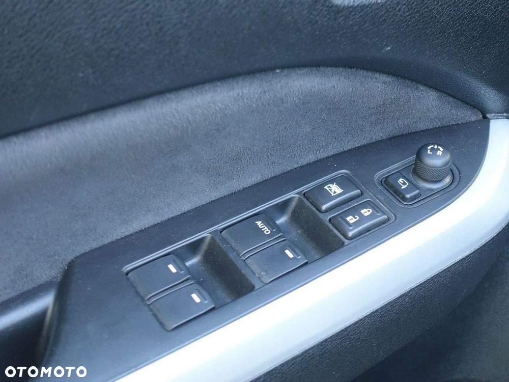 Suzuki Vitara - 15