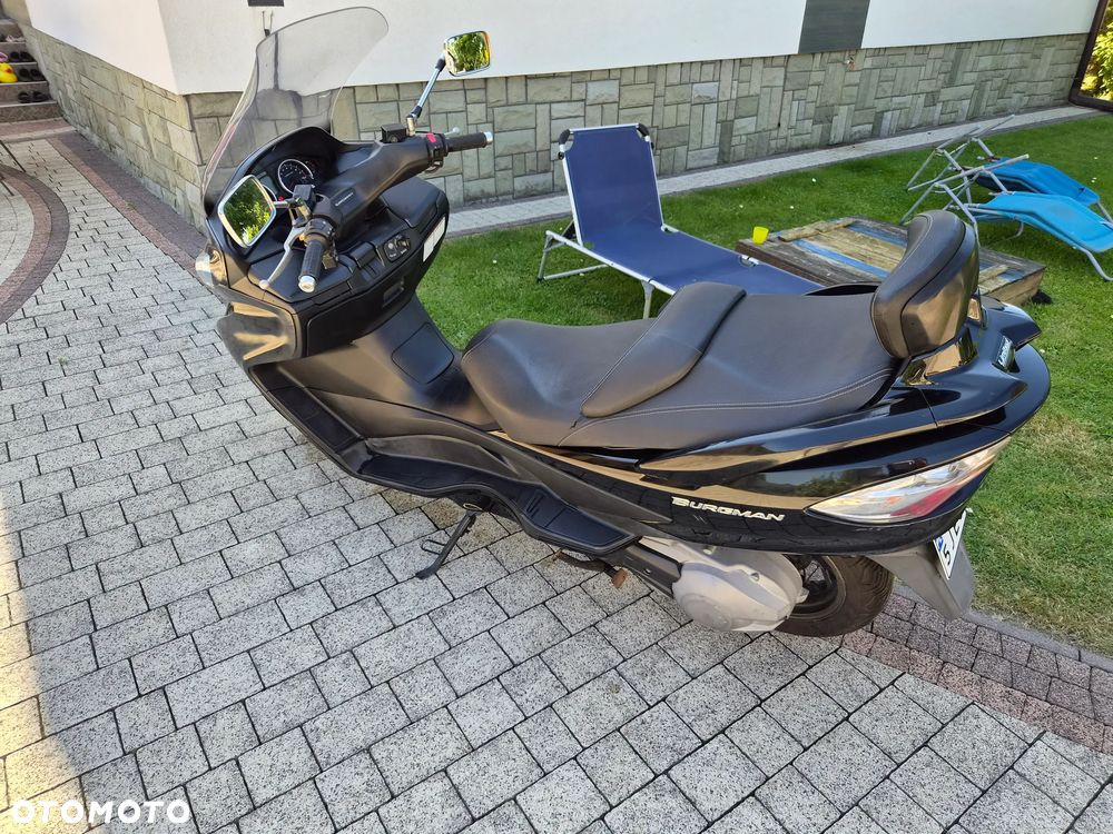 Suzuki Burgman - 13