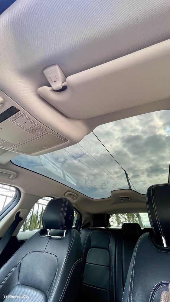 Jaguar I-Pace EV400 AWD SE - 8