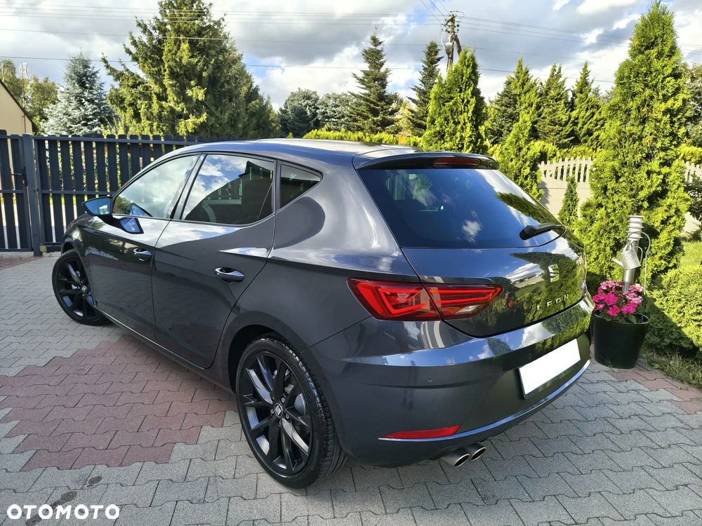 Seat Leon 1.5 TSI ACT DSG OPF FR Black Matt Edition - 9