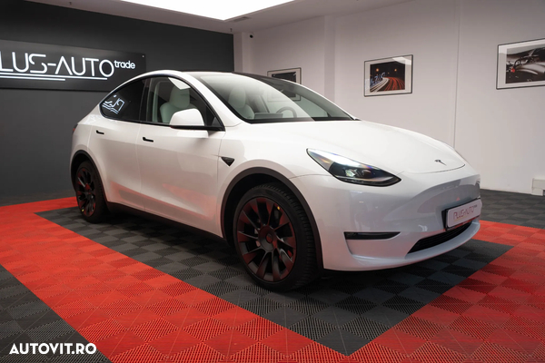 Tesla Model Y AWD Long Range