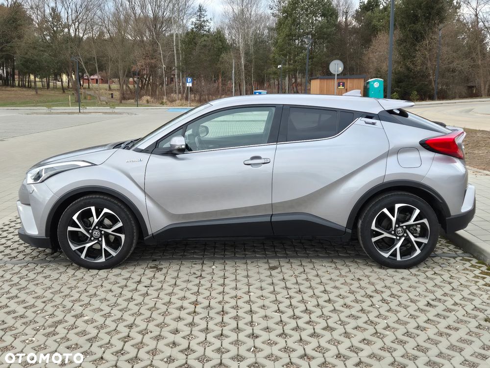 Toyota C-HR ver-1-8-hybrid-executive - 8