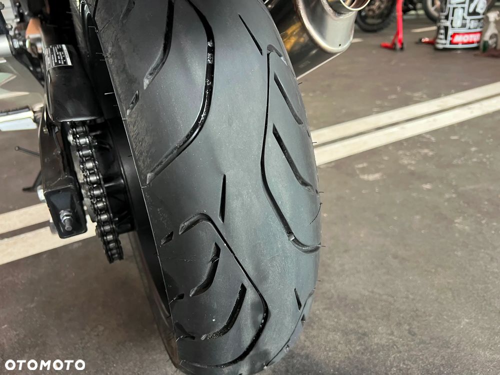 Honda CBF - 24
