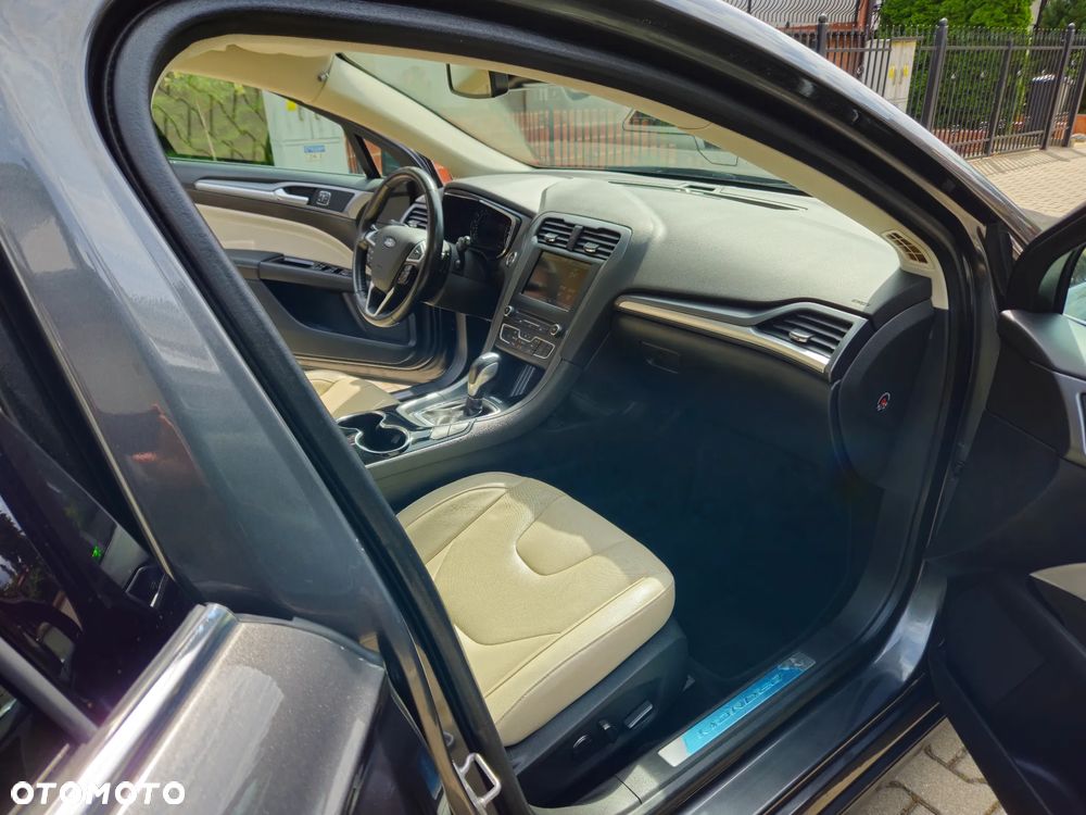 Ford Mondeo 2.0 TDCi Titanium PowerShift - 20