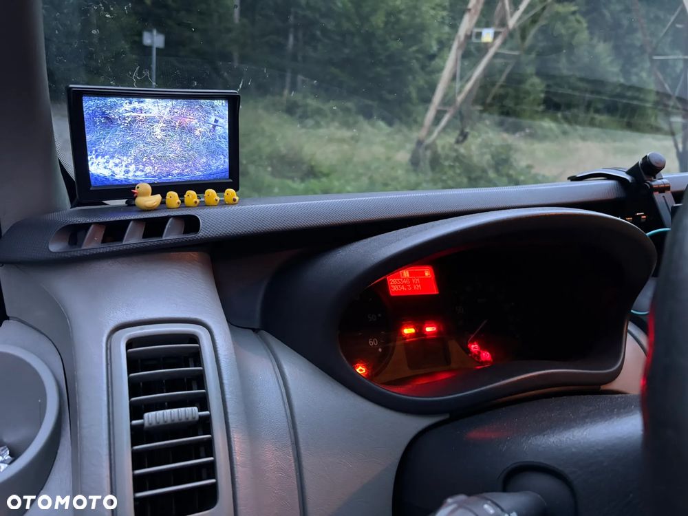 Renault Trafic - 17