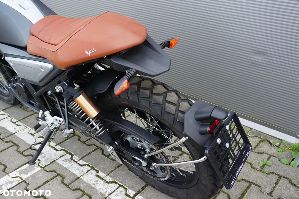 Mondial HPS 125 - 13