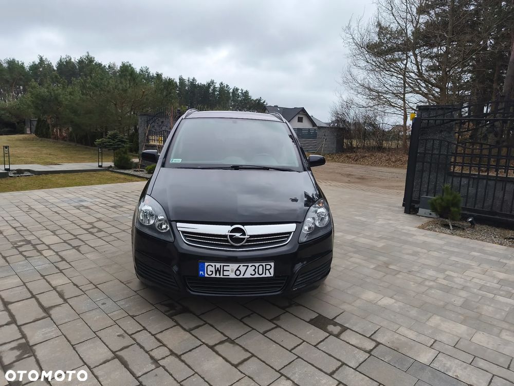 Opel Zafira - 2