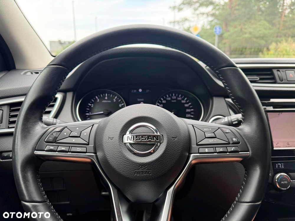 Nissan Qashqai 1.3 DIG-T Tekna - 24
