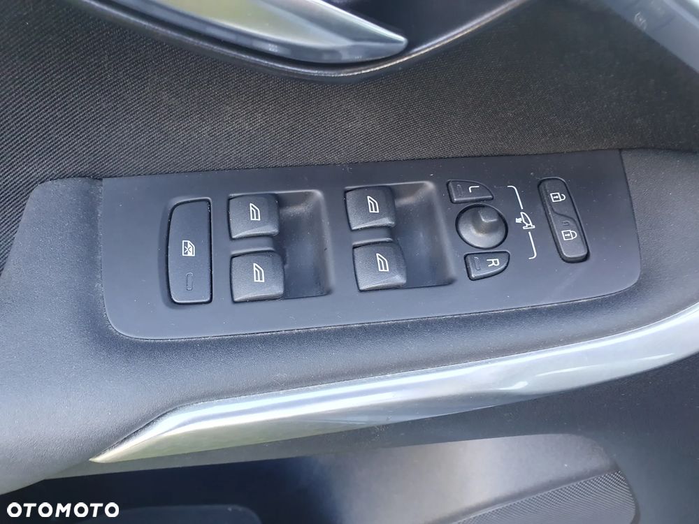 Volvo V40 - 17