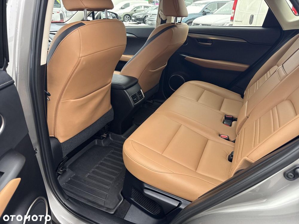 Lexus NX 200t Elite AWD - 16