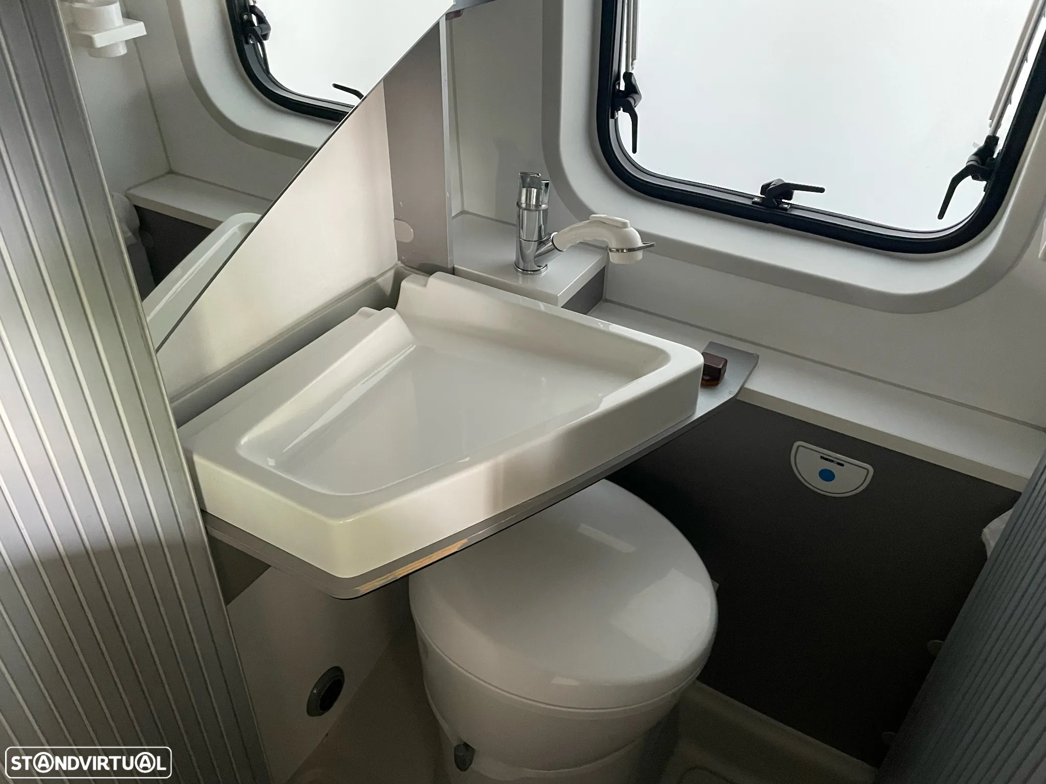 Adria Twin 600 Family - Autocaravana - 32