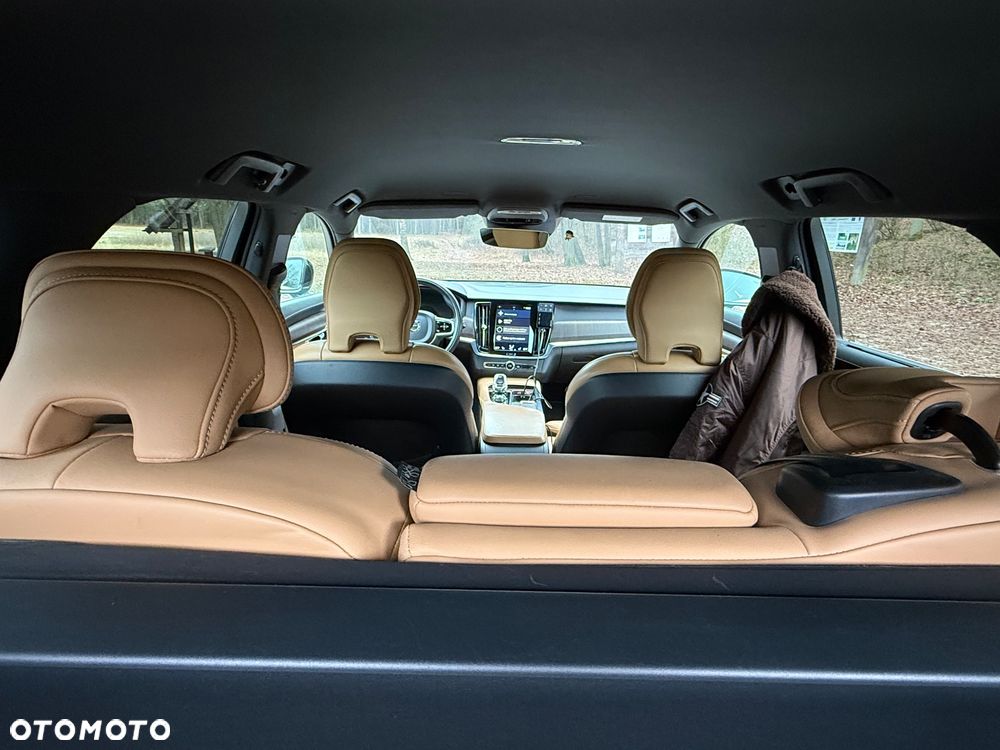 Volvo V90 D5 AWD Inscription - 11