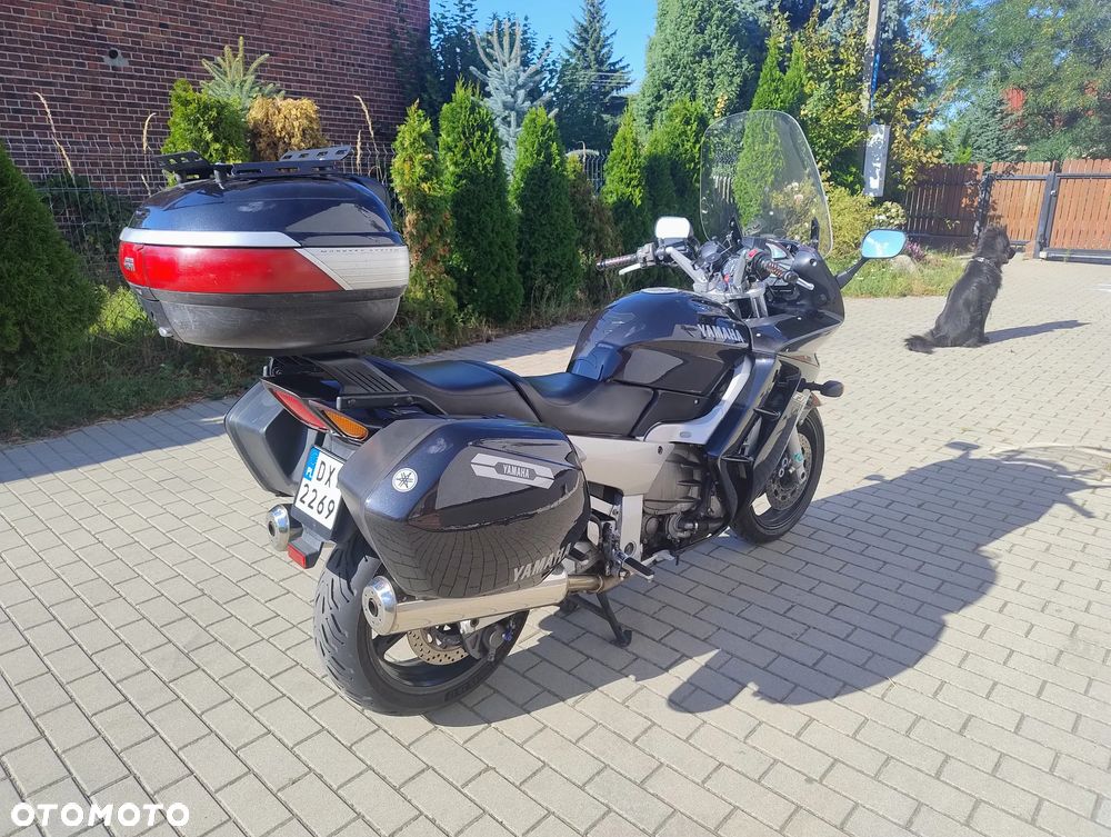 Yamaha FJR - 6