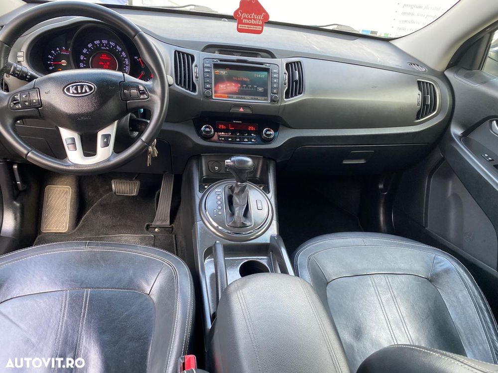 Kia Sportage 2.0 CRDI 4WD Automatik Fifa World Cup Edition - 6