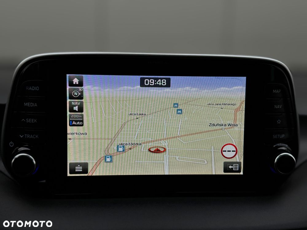 Hyundai Tucson 2.0 CRDI 4WD Automatik Premium - 25