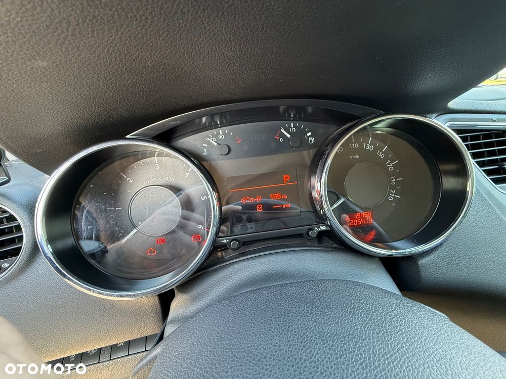 Peugeot 5008 2.0 HDi Allure 7os - 8