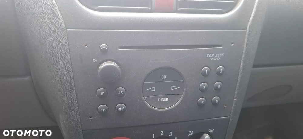 Corsa C na części - 6