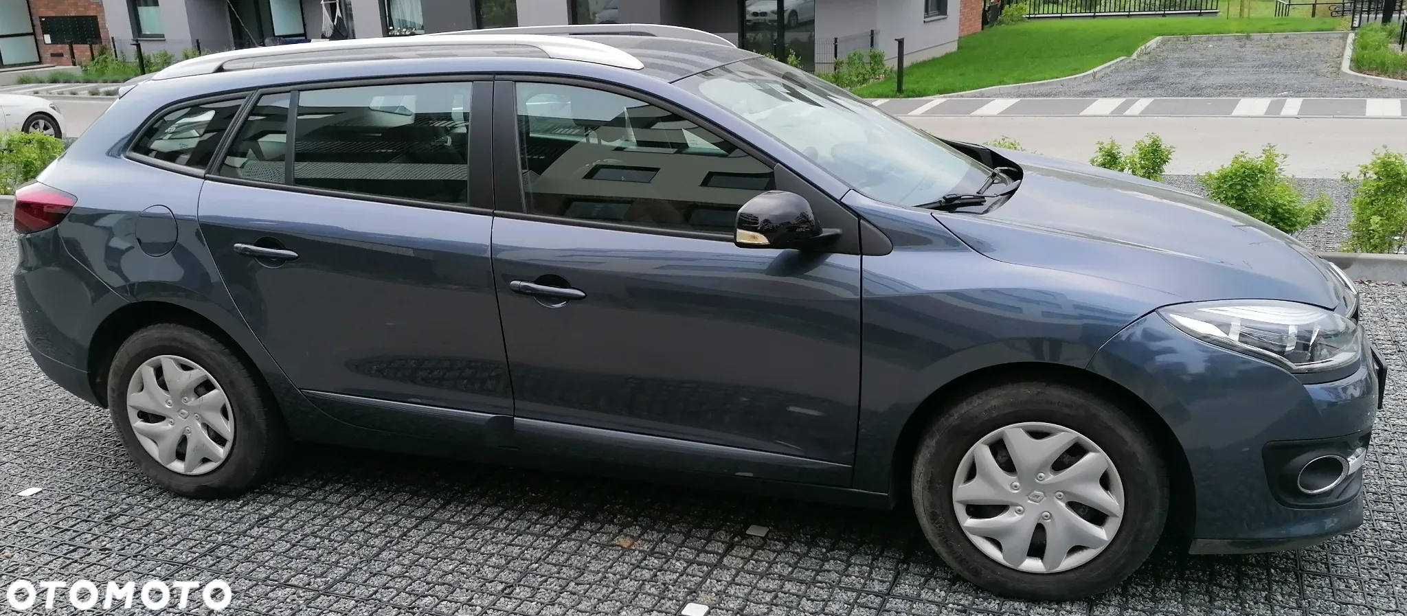 Renault Megane 1.6 16V 110 LIMITED - 3