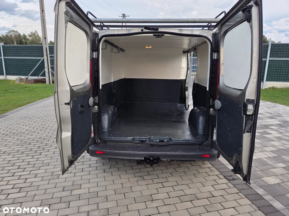 Opel VIVARO LONG KLIMA ORYGINAŁ PRZEBIEG SPRAWNY ZADBANY FULL OPCJA DOPOSAŻONY - 10