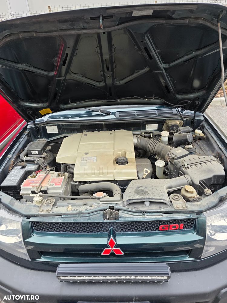 Mitsubishi Pajero Pinin - 8