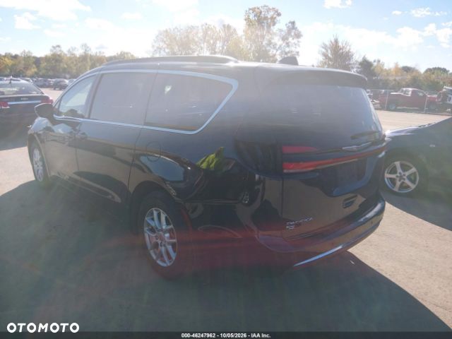 Chrysler Pacifica - 3