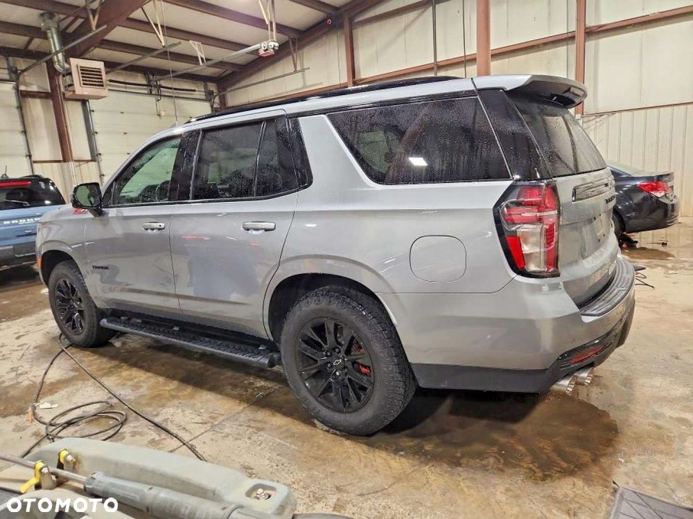 Chevrolet Tahoe - 2