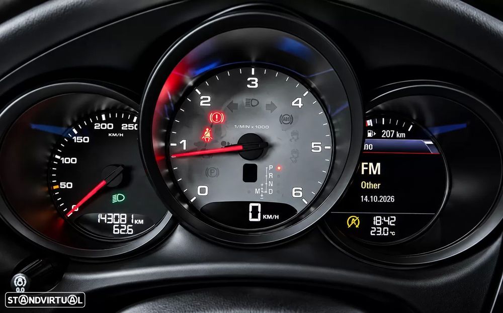 Porsche Macan S - 24