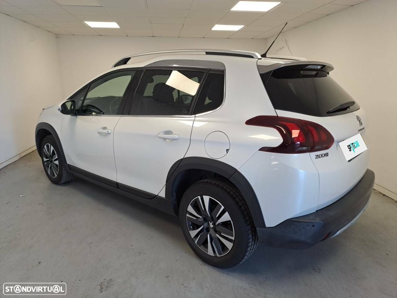 Peugeot 2008 1.2 PureTech Allure - 6