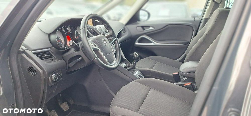 Opel Zafira - 8