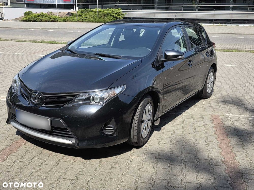Toyota Auris - 4