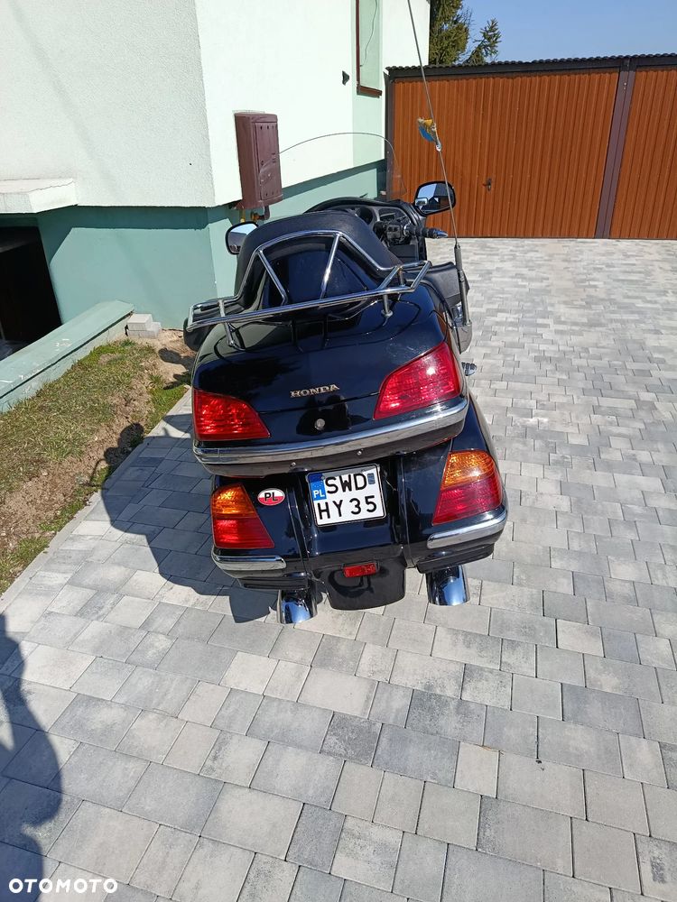 Honda GL - 4