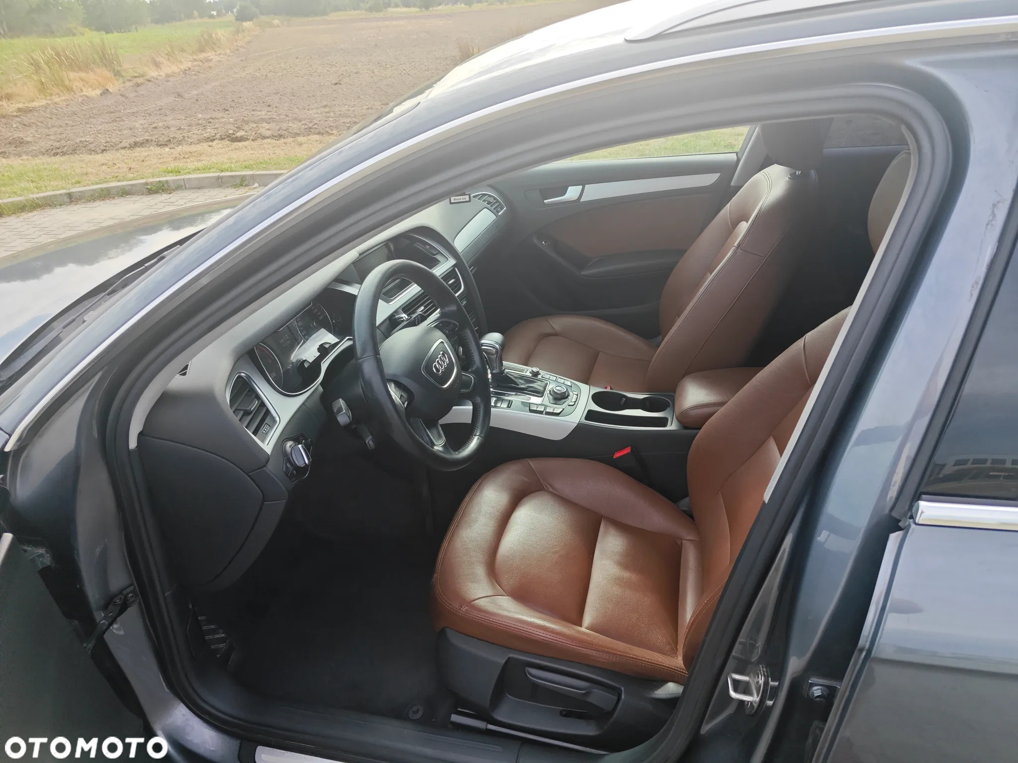 Audi A4 2.0 TDI S tronic - 23