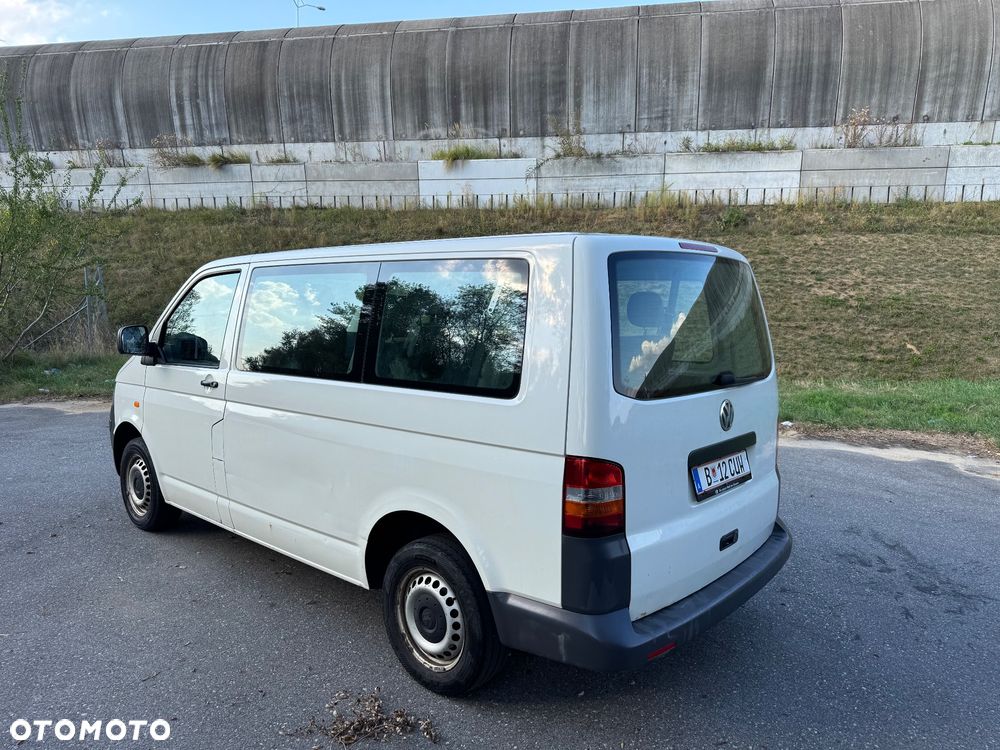 Volkswagen Transporter - 4
