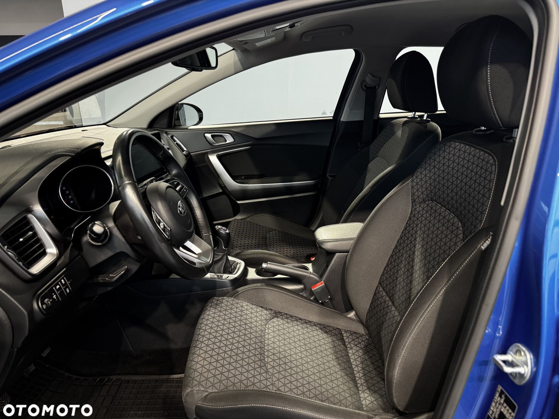 Kia Ceed - 17