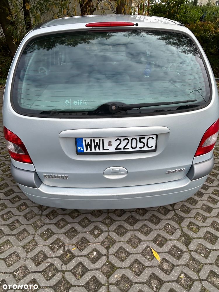 Renault Scenic - 2
