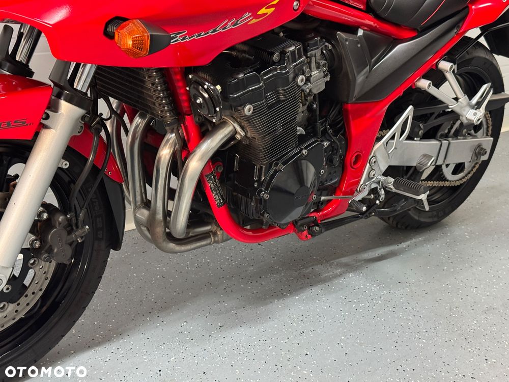Suzuki Bandit - 30