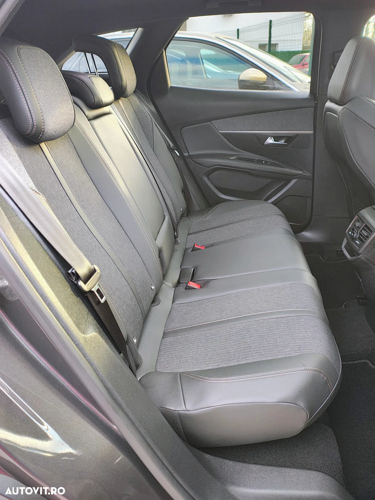 Peugeot 3008 1.2 PureTech Turbo S&S EAT6 GT-Line - 15